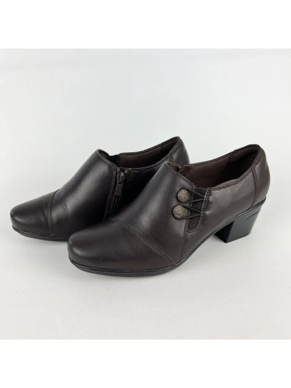 Clarks Womens Emslie Warren Zip Ankle Bootie Button Brown Leather size 8W Wide